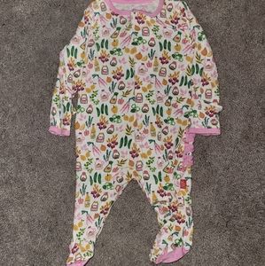 Magnetic Me Newborn Ruffle Butt Footie